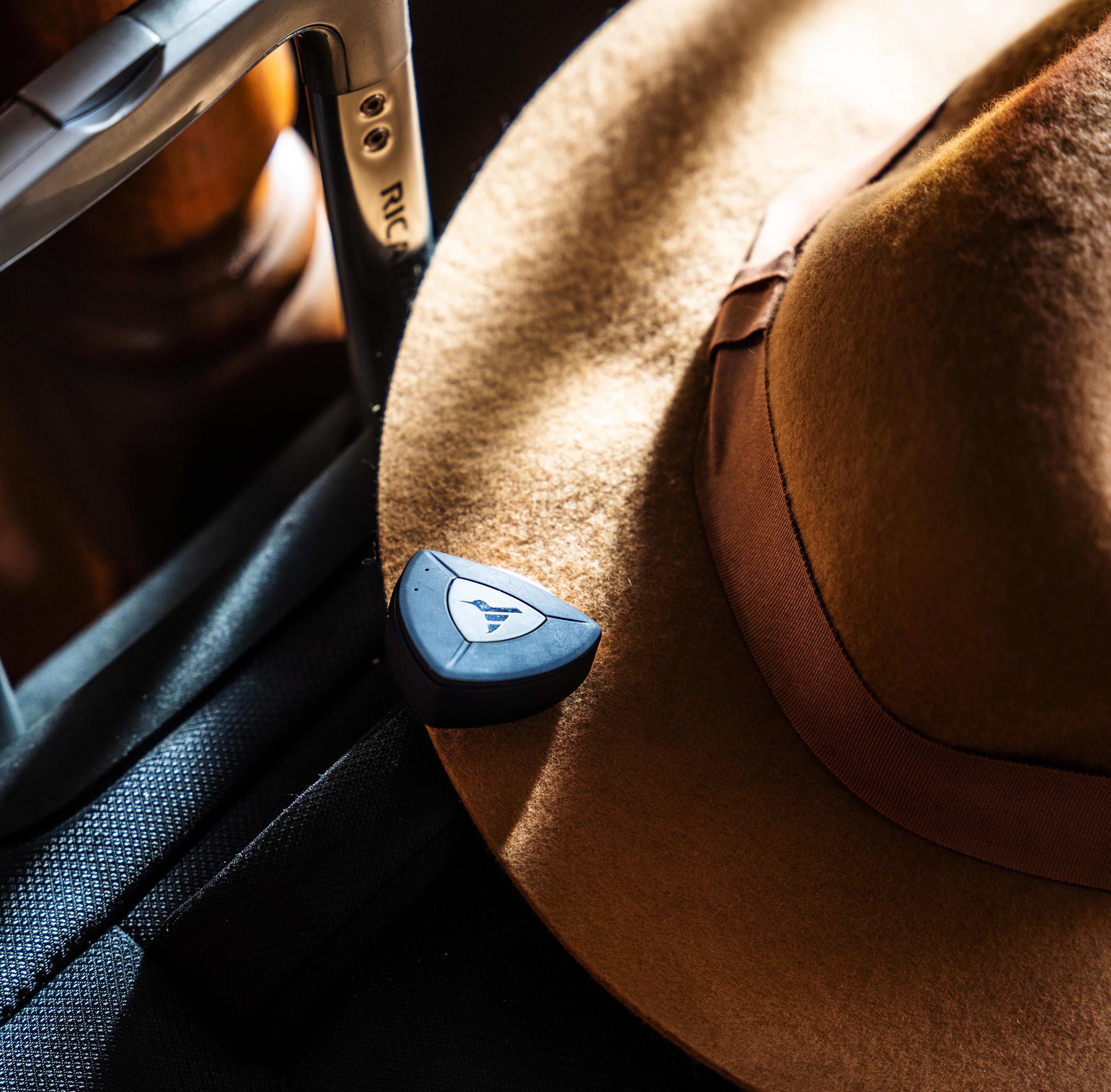 Marina's US Adventure with AirBolt GPS Tracker (& pro travel tips)